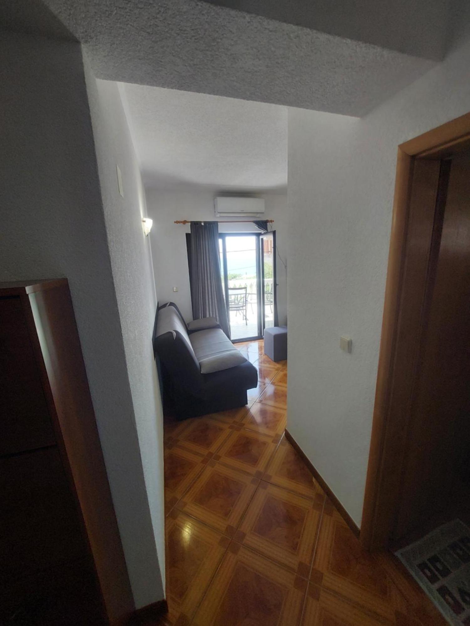 Guest House Keskic 카를로바크 외부 사진